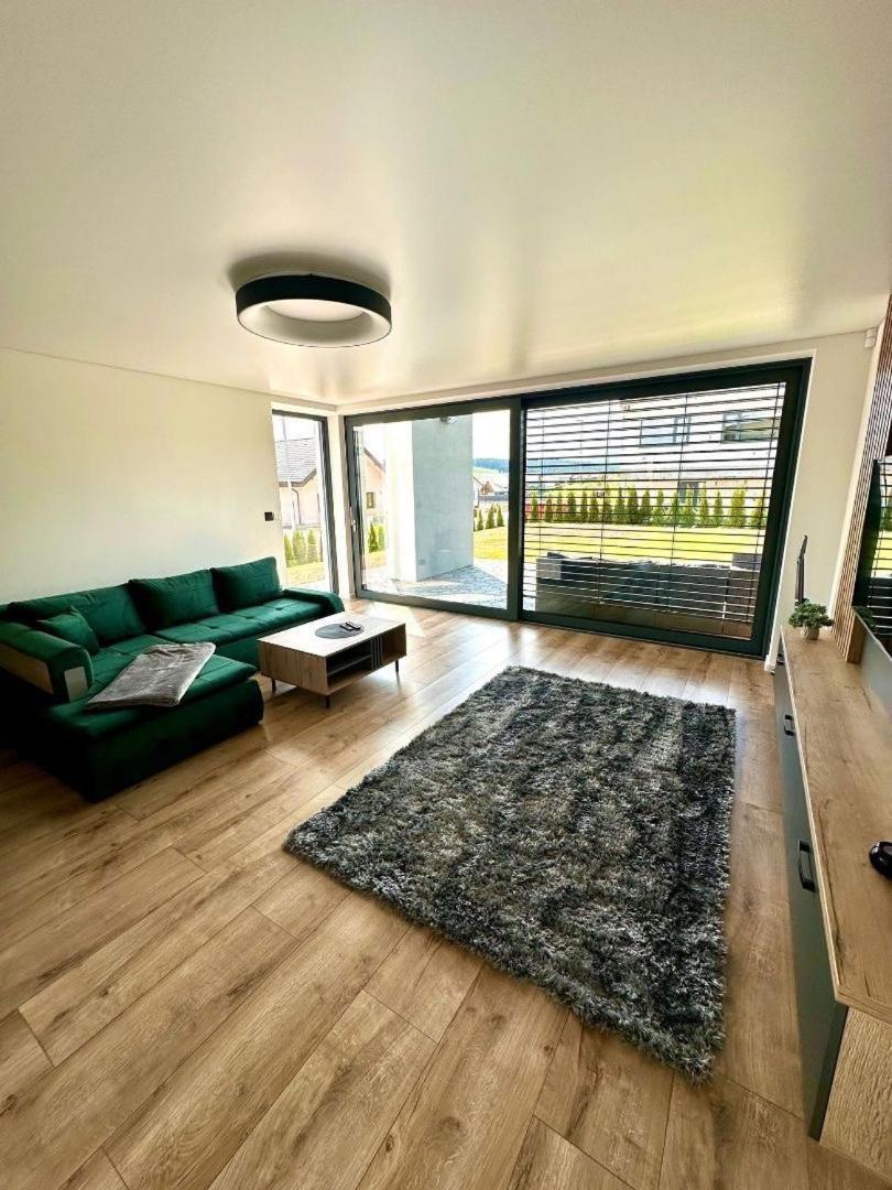 Luxury Apartments Maly Slavkov Eksteriør bilde